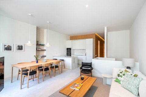 Apartament w Barcelona, Hiszpania 3 sypialnie, nr 141034 – zdjęcie 3