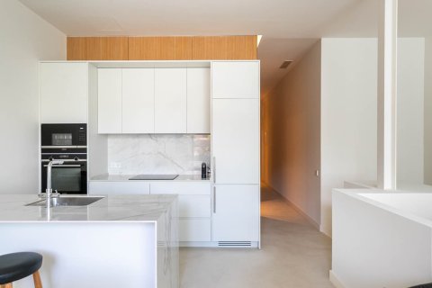 Apartament w Barcelona, Hiszpania 3 sypialnie, nr 141034 – zdjęcie 5