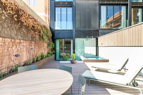 Apartament w Barcelona, Hiszpania 3 sypialnie, nr 141034 – zdjęcie 16