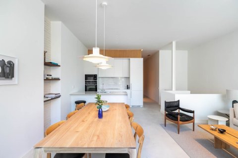 Apartament w Barcelona, Hiszpania 3 sypialnie, nr 141034 – zdjęcie 4