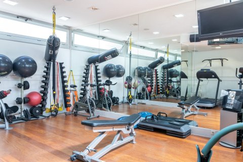 Apartment for rent in Barcelona, Spain 5 bedrooms, 475 sq.m. No. 141036 - photo 15