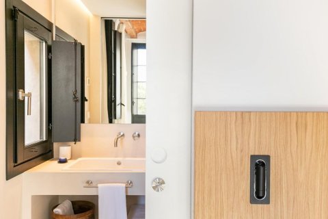 Apartament w Barcelona, Hiszpania 3 sypialnie, nr 141037 – zdjęcie 10