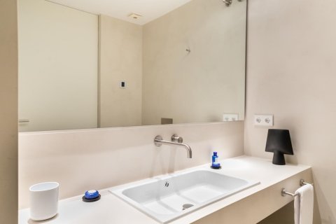 Apartment for rent in Barcelona, Spain 2 bedrooms,  No. 141032 - photo 15