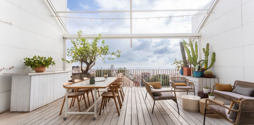 House in Barcelona, Spain 7 bedrooms, No. 141038