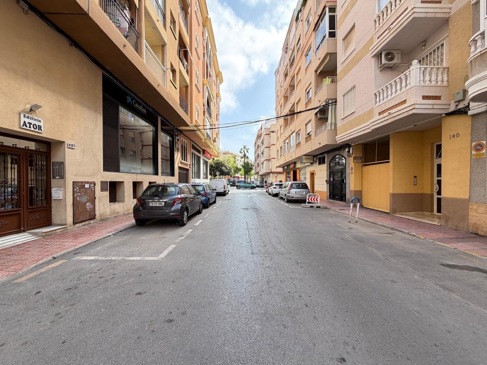 Garage in Torrevieja, Alicante, Spain 26 sq.m. No. 182995