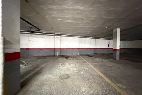 Garaż w Torrevieja, Alicante, Hiszpania 26 mkw. nr 182995 – zdjęcie 9