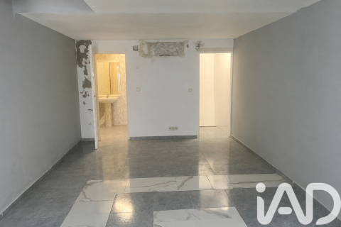 House for sale in Madrid, Spain 3 bedrooms, 80 sq.m. No. 172388 - photo 15