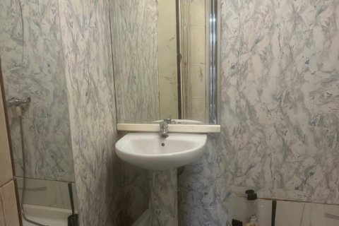 House for sale in Madrid, Spain 3 bedrooms, 80 sq.m. No. 172388 - photo 6