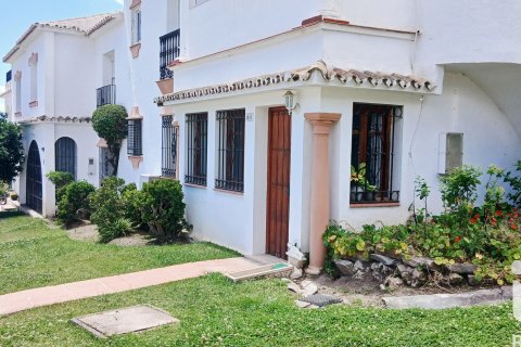 Apartament w Estepona, Malaga, Hiszpania 1 sypialnia, 58 mkw. nr 172389 – zdjęcie 1
