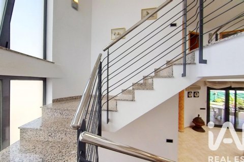 Casa in vendita a Roda de Berà, Tarragona, Spagna 6 camere da letto, 230 mq. N° 172393 - foto 9