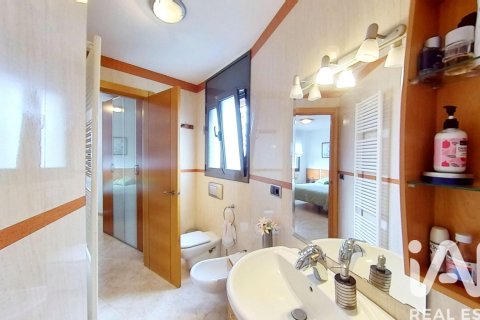 Casa in vendita a Roda de Berà, Tarragona, Spagna 6 camere da letto, 230 mq. N° 172393 - foto 15