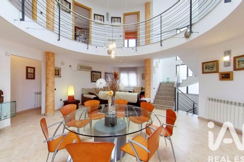Casa in vendita a Roda de Berà, Tarragona, Spagna 6 camere da letto, 230 mq. N° 172393 - foto 2