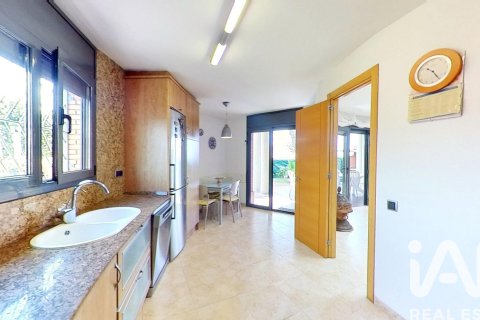 Casa in vendita a Roda de Berà, Tarragona, Spagna 6 camere da letto, 230 mq. N° 172393 - foto 6