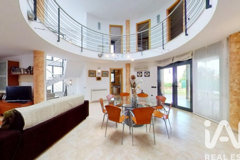 Casa in vendita a Roda de Berà, Tarragona, Spagna 6 camere da letto, 230 mq. N° 172393 - foto 8