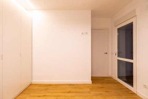 Lägenhet till salu i Madrid, Spanien 1 sovrum, 94 kvm. Nr. 149203 - foto 24