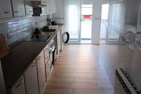 Lägenhet till salu i Blanes, Girona, Spanien 3 sovrum, 107 kvm. Nr. 149207 - foto 2