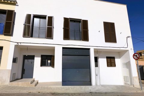 Radhus till salu Colonia De Sant Jordi, Mallorca, Spanien 2 sovrum, 129 kvm. Nr. 101732 - foto 12