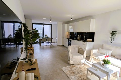 Radhus till salu Colonia De Sant Jordi, Mallorca, Spanien 2 sovrum, 129 kvm. Nr. 101732 - foto 1