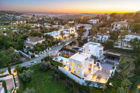 Huvila myytävänä Marbella, Malaga, Espanja, 5 makuuhuonetta, 404 m2 No. 159156 - kuva 23