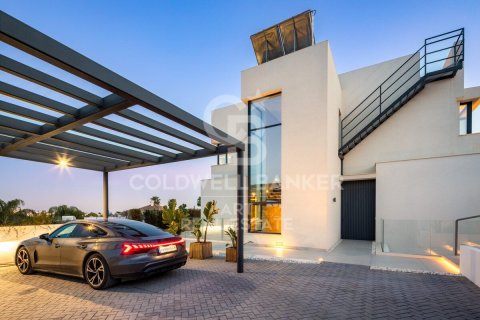 Huvila myytävänä Marbella, Malaga, Espanja, 5 makuuhuonetta, 404 m2 No. 159156 - kuva 21