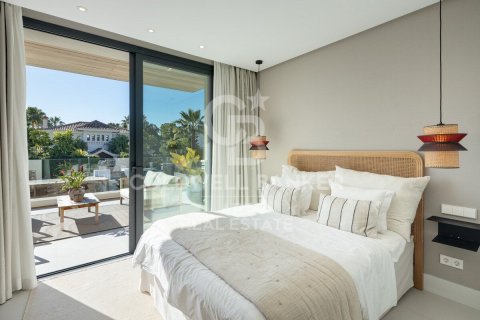 Huvila myytävänä Marbella, Malaga, Espanja, 5 makuuhuonetta, 404 m2 No. 159156 - kuva 11