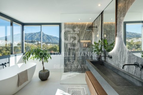 Huvila myytävänä Marbella, Malaga, Espanja, 5 makuuhuonetta, 404 m2 No. 159156 - kuva 9