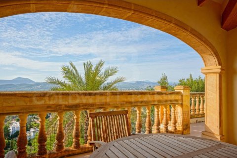 Villa for sale in Javea, Alicante, Spain 5 bedrooms,  No. 157288 - photo 9
