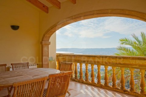 Villa for sale in Javea, Alicante, Spain 5 bedrooms,  No. 157288 - photo 10