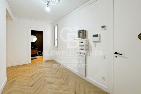 Apartamento en venta en Barcelona, España 3 dormitorios, 155 m2 No. 157285 - foto 20