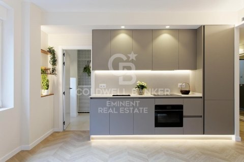 Apartamento en venta en Barcelona, España 3 dormitorios, 106 m2 No. 157283 - foto 4