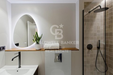Apartamento en venta en Barcelona, España 3 dormitorios, 106 m2 No. 157283 - foto 19