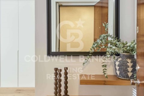 Apartamento en venta en Madrid, España 3 dormitorios, 120 m2 No. 157282 - foto 2