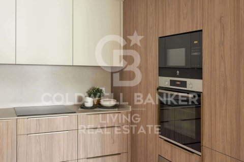 Apartamento en venta en Madrid, España 3 dormitorios, 120 m2 No. 157282 - foto 6