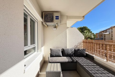 Apartamento en venta en Dehesa De Campoamor, Alicante, España 2 dormitorios, 99 m2 No. 189668 - foto 19