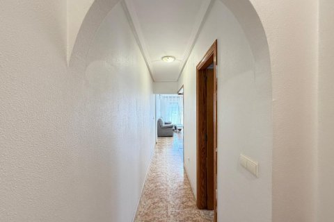Apartamento en venta en Torrevieja, Alicante, España 2 dormitorios, 63 m2 No. 189667 - foto 9