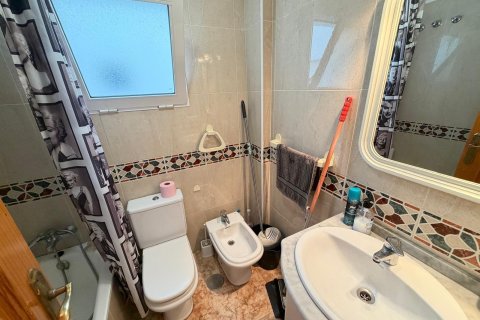Apartamento en venta en Torrevieja, Alicante, España 2 dormitorios, 63 m2 No. 189667 - foto 11