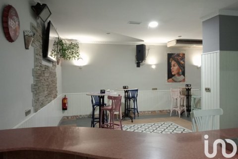 Продажа коммерческой недвижимости в Каньяда Росаль, Севилья, Испания 152м2 №153887 - фото 2