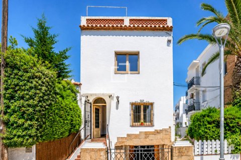 Villa i Sitges, Barcelona, Spanien 4 sovrum, 174 kvm. Nr. 192737