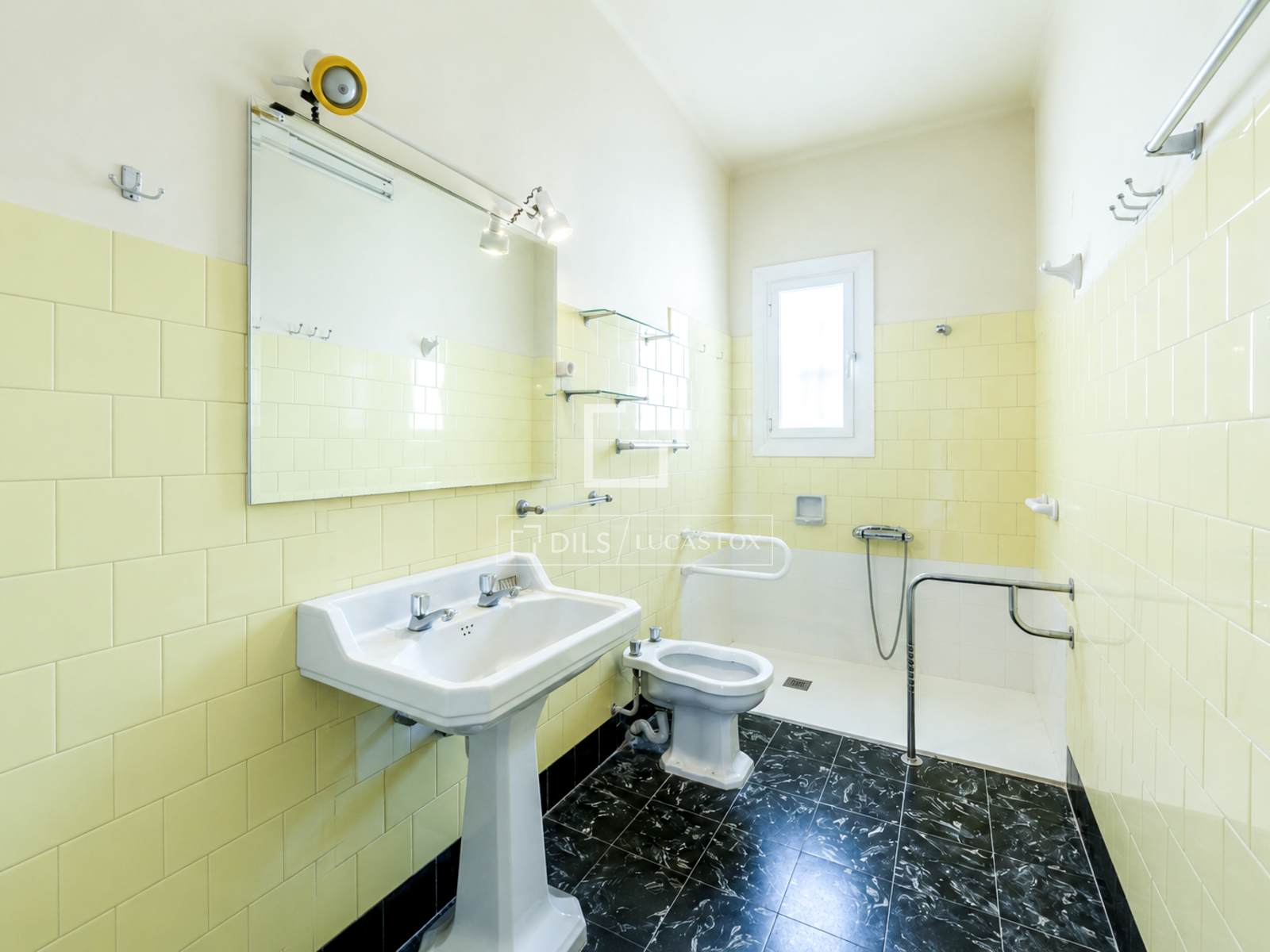 Villa à Sitges, Barcelona, Espagne 4 chambres, 174 m2 No. 192737