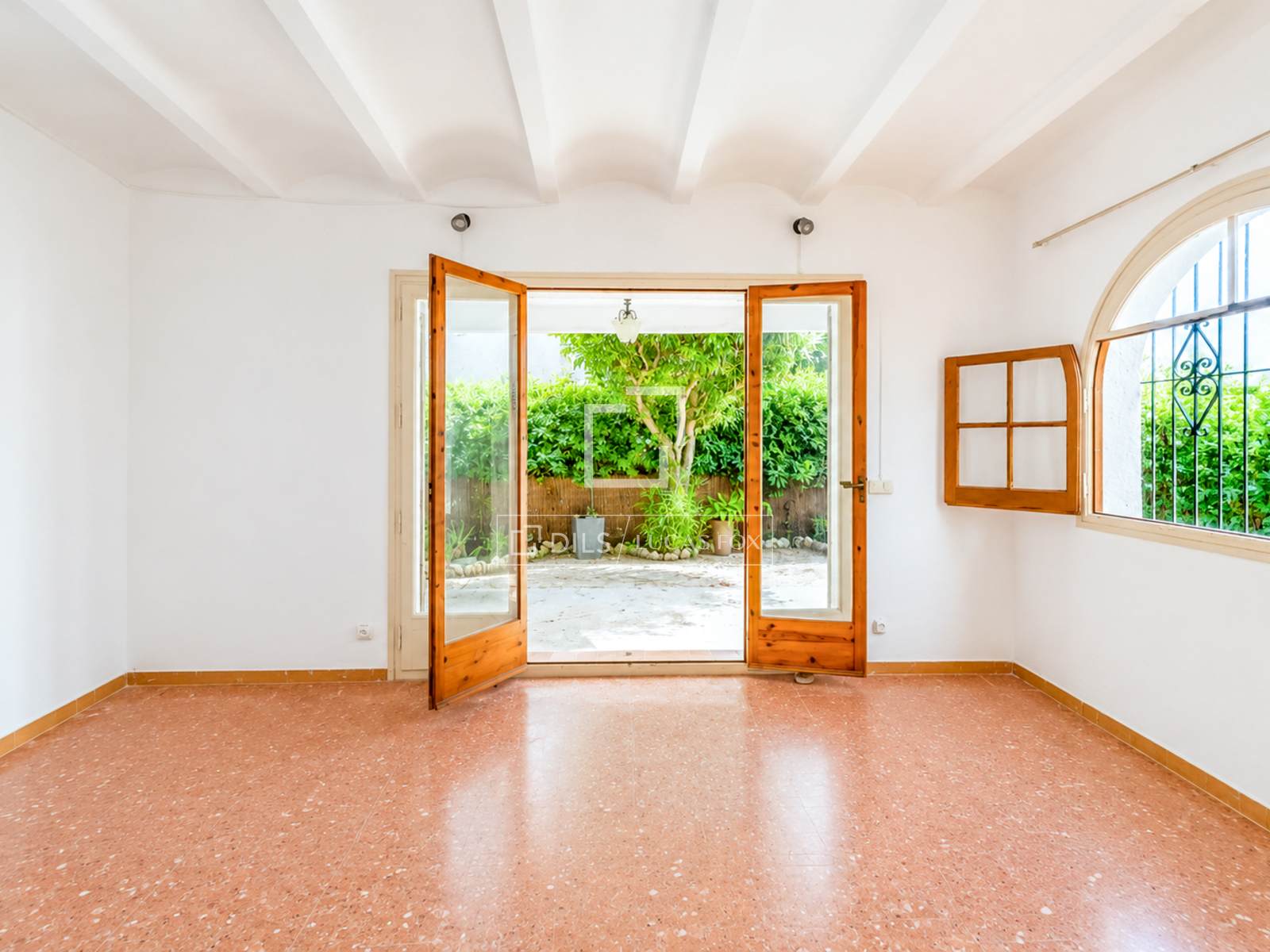 Villa à Sitges, Barcelona, Espagne 4 chambres, 174 m2 No. 192737
