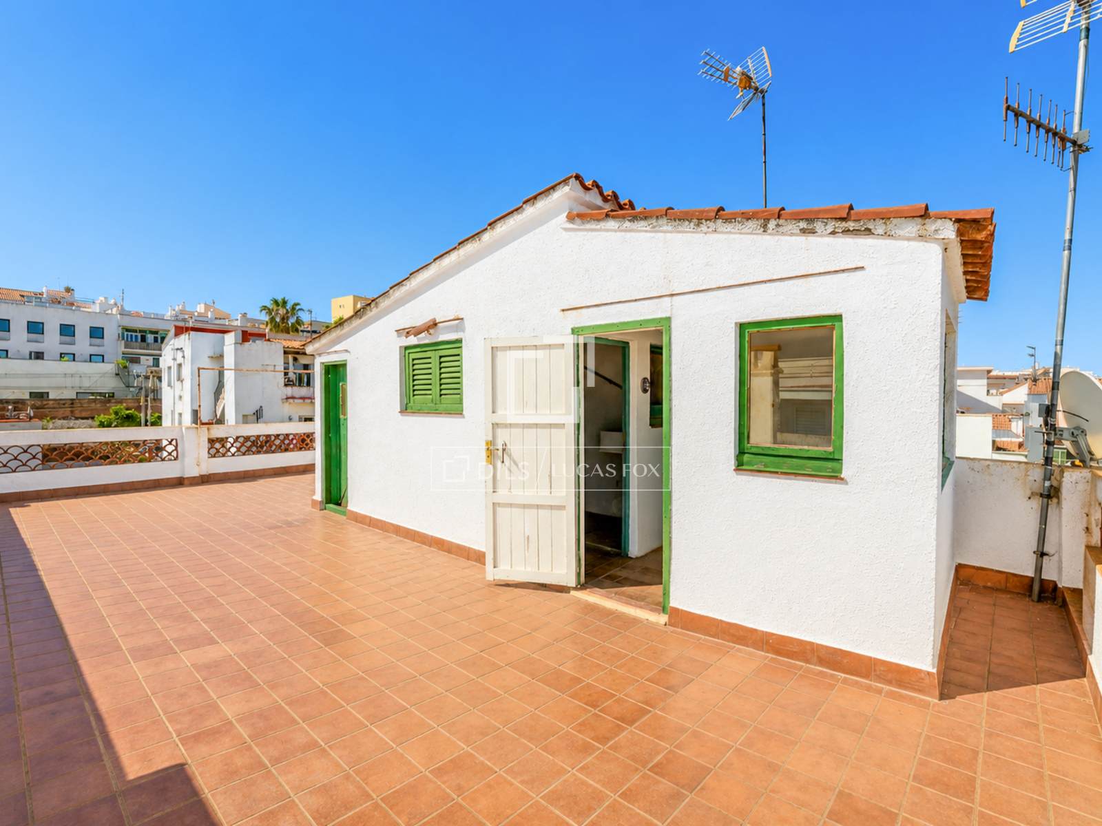 Villa à Sitges, Barcelona, Espagne 4 chambres, 174 m2 No. 192737