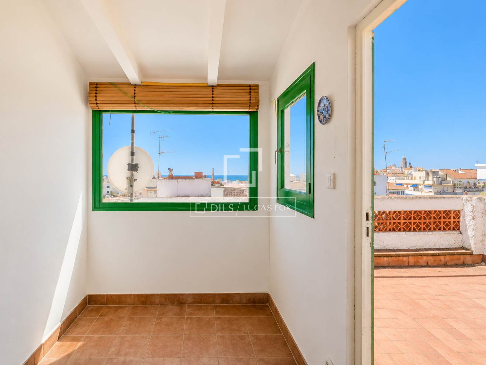 Villa à Sitges, Barcelona, Espagne 4 chambres, 174 m2 No. 192737