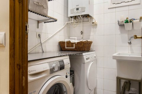 Huoneisto myytävänä Barcelona, Espanja, 3 makuuhuonetta, 137 m2 No. 192741 - kuva 30