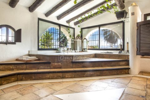 Finca myytävänä Sitges, Barcelona, Espanja, 9 makuuhuonetta, 777 m2 No. 192739 - kuva 19