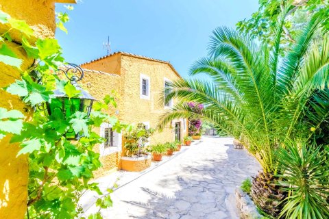 Finca myytävänä Sitges, Barcelona, Espanja, 9 makuuhuonetta, 777 m2 No. 192739 - kuva 28