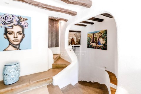 Finca myytävänä Sitges, Barcelona, Espanja, 9 makuuhuonetta, 777 m2 No. 192739 - kuva 10