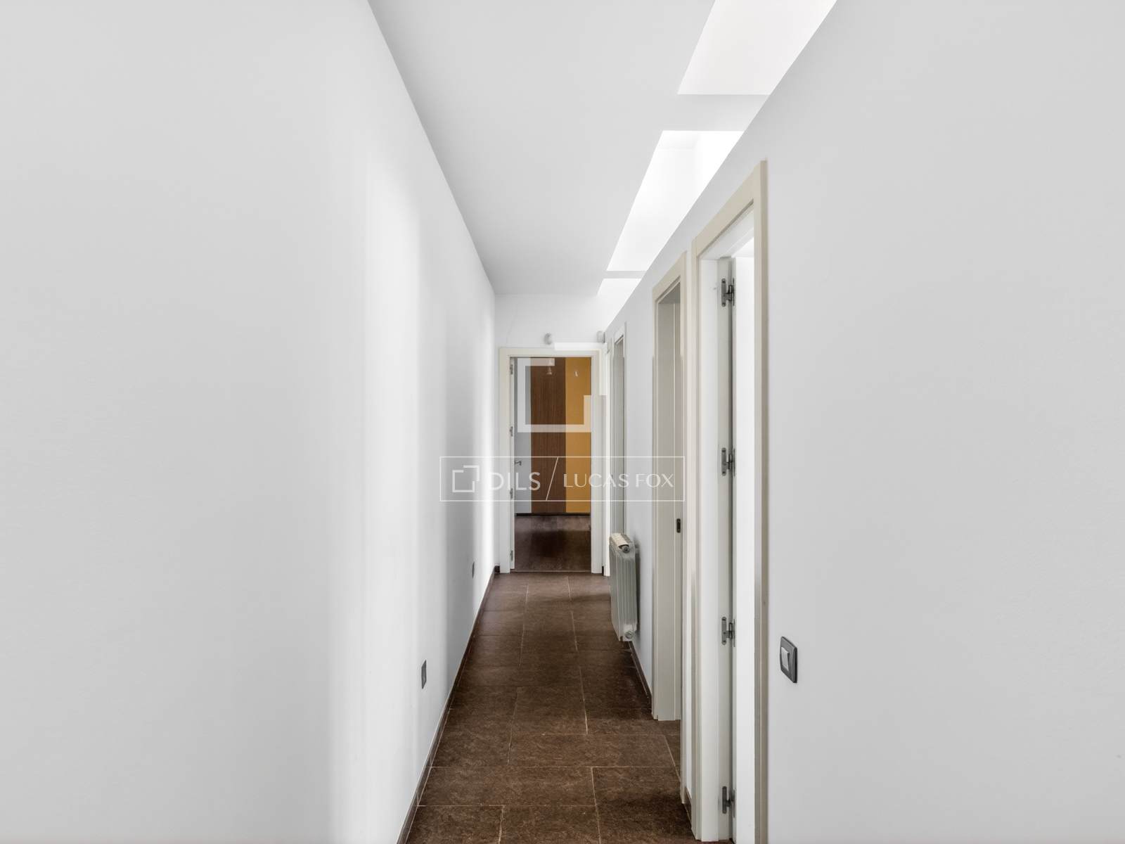 Huvila Mataro, Barcelona, Espanja 5 makuuhuonetta, 444 m2 No. 192738