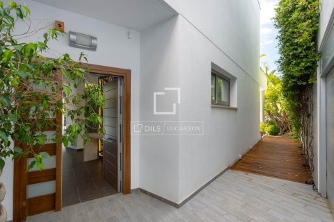Villa till salu i Mataro, Barcelona, Spanien 5 sovrum, 444 kvm. Nr. 192738 - foto 6