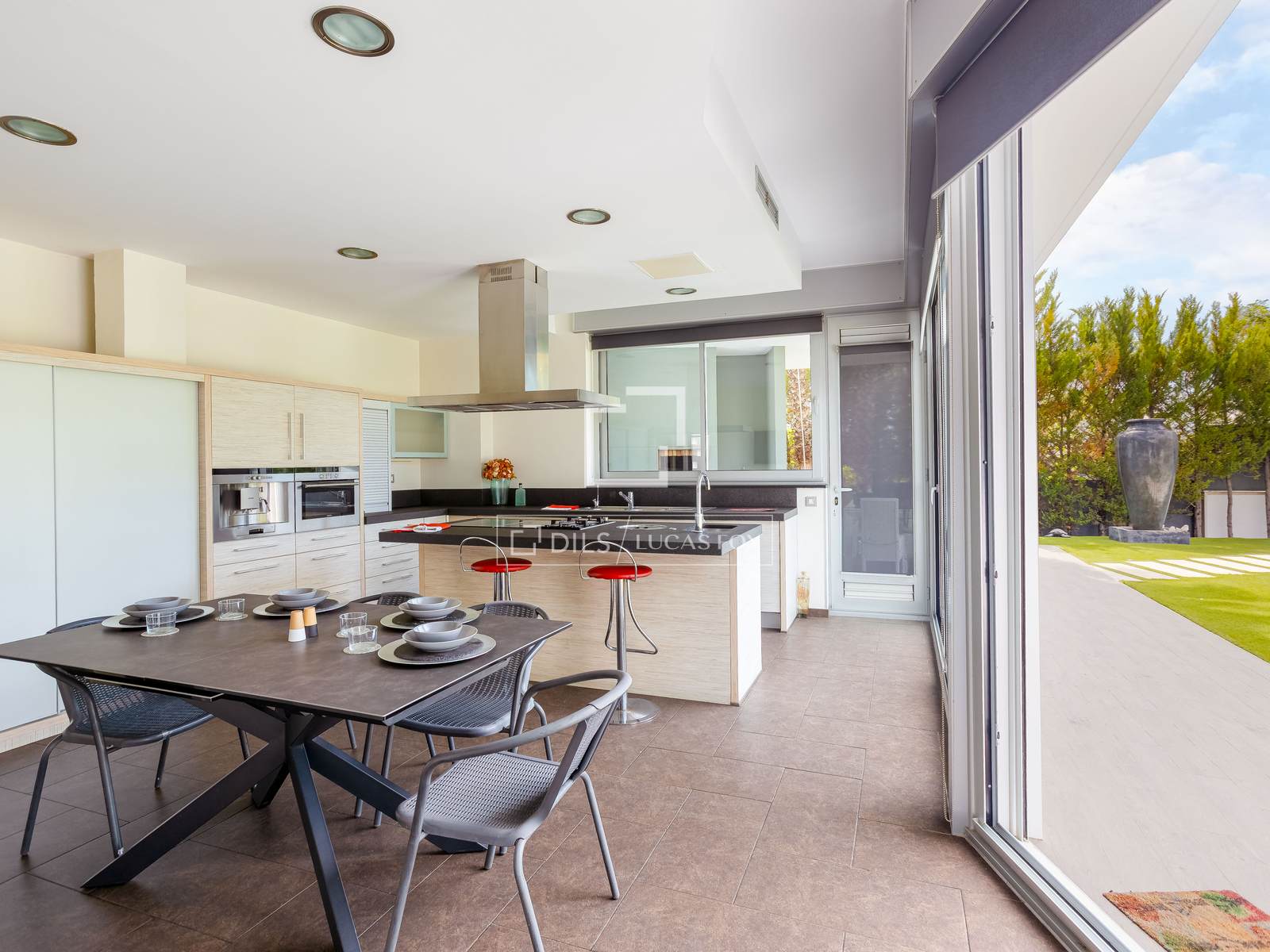 Huvila Mataro, Barcelona, Espanja 5 makuuhuonetta, 444 m2 No. 192738