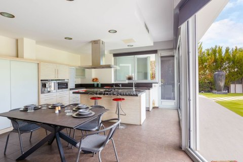 Villa till salu i Mataro, Barcelona, Spanien 5 sovrum, 444 kvm. Nr. 192738 - foto 9